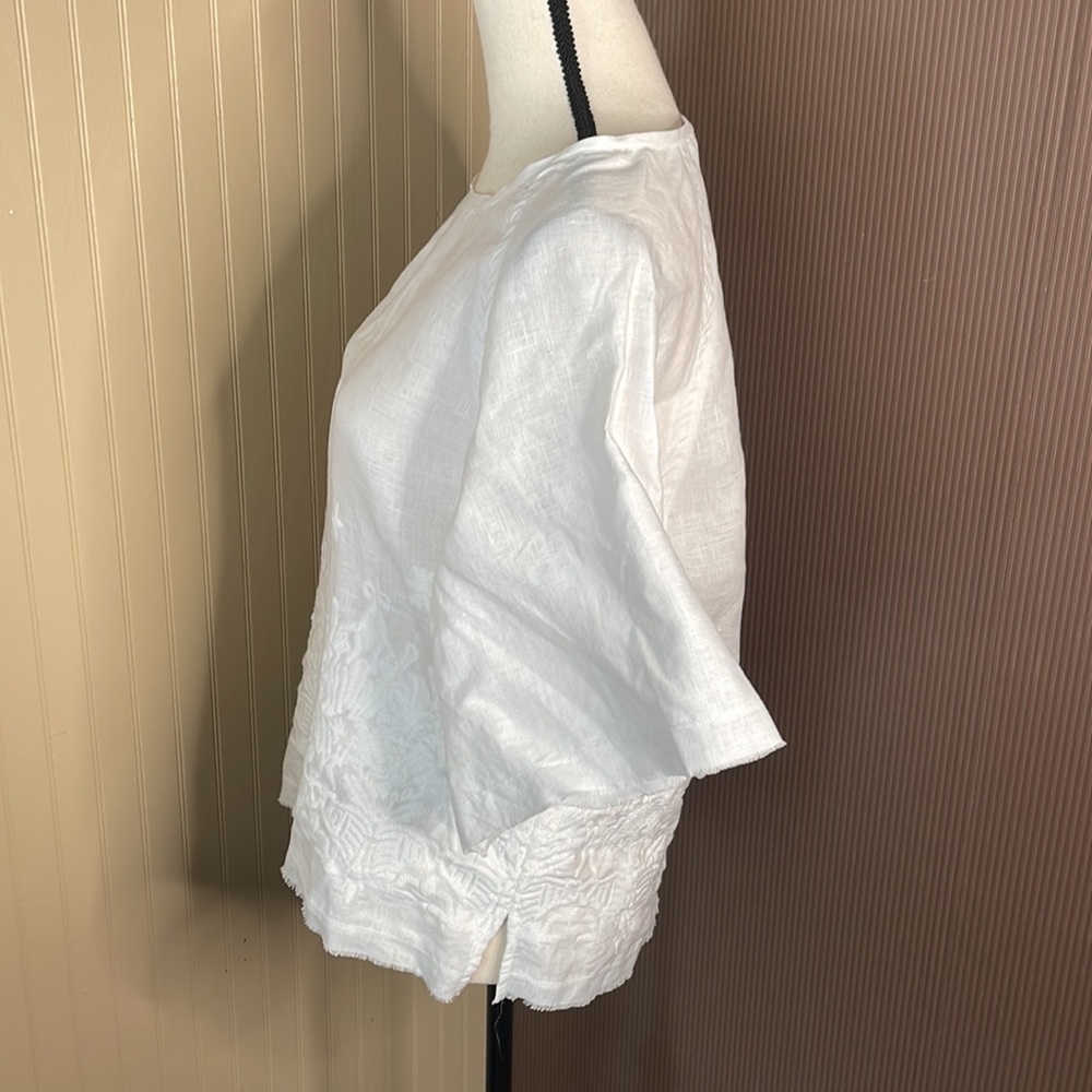 Karen Kane white embroidered 100% linen blouse size small - Picture 5 of 7
